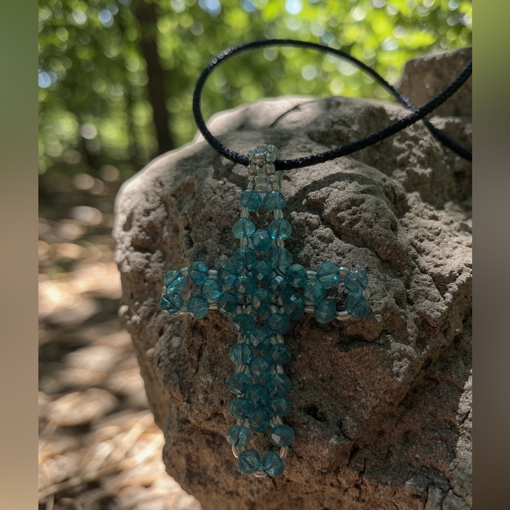 Hand-Beaded Turquoise Cross Pendant Necklace - Picture 4 of 4